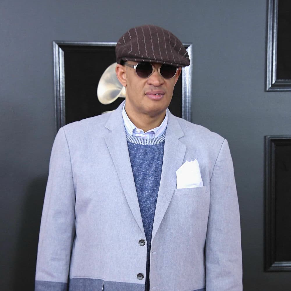 RAUL MIDON – Singer-Songwriter