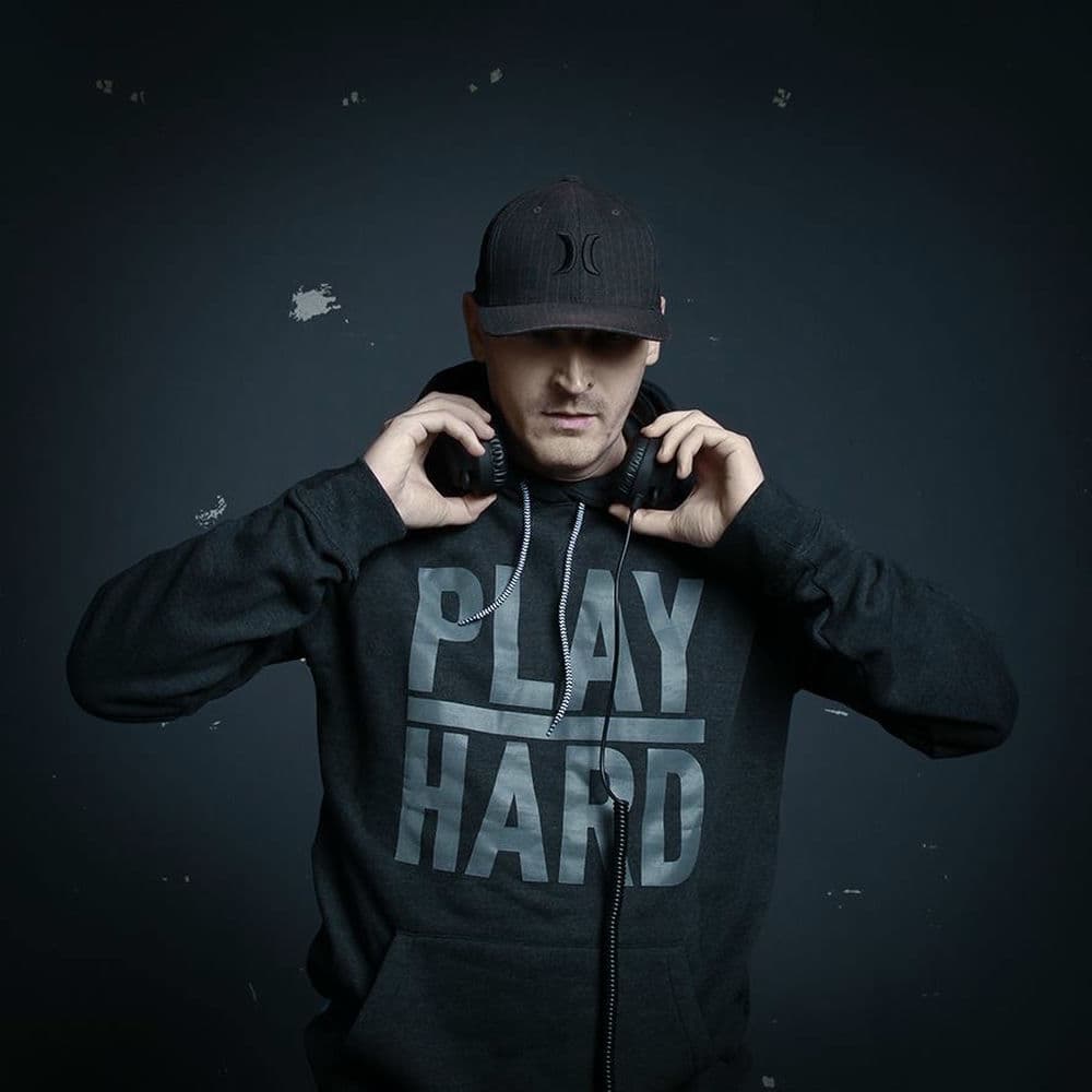 L Plus – Drum & Bass
