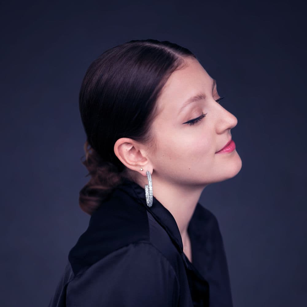 Eva Leandra – Switzerland