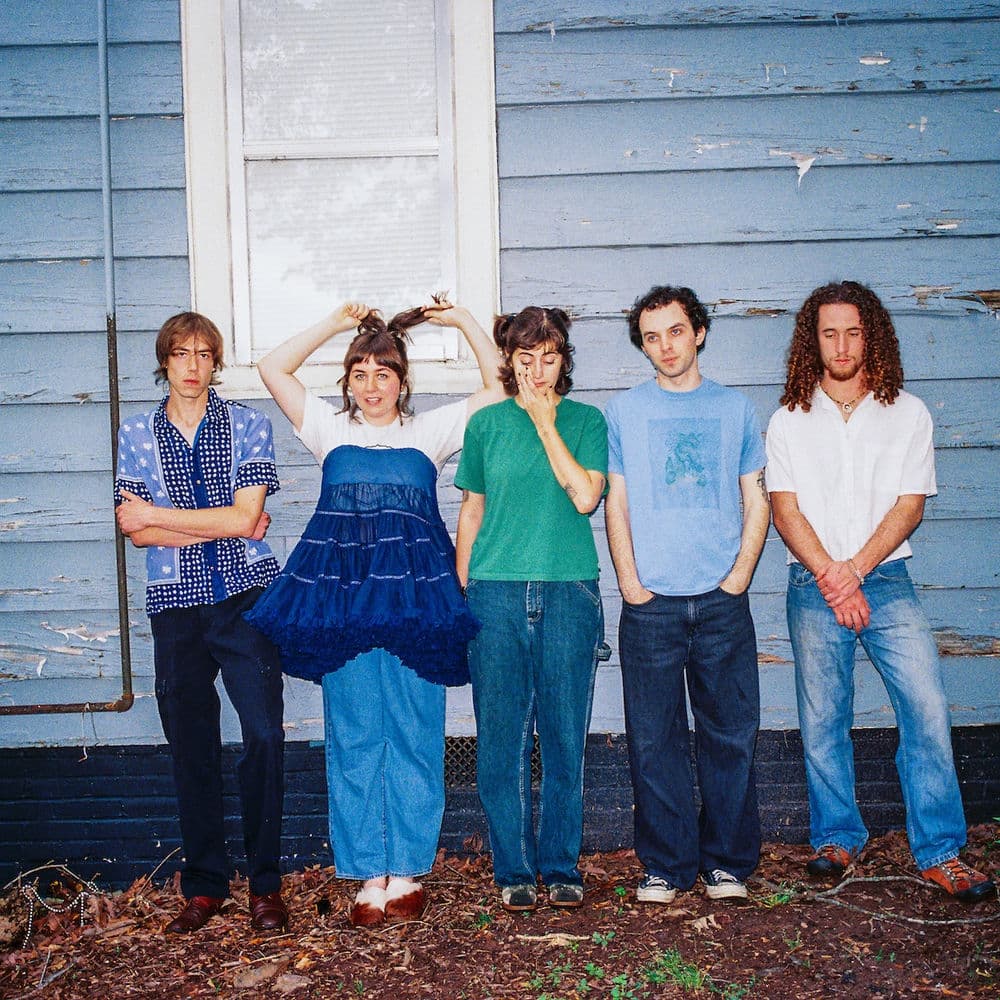 Lunar Vacation – Alternative