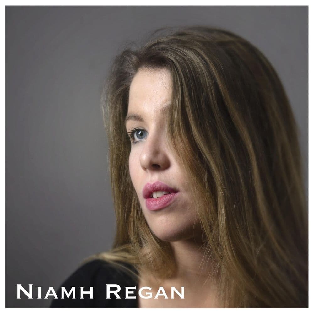 Niamh Regan – Singer-Songwriter