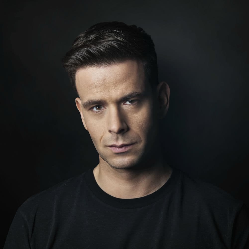 Adaro – Dance