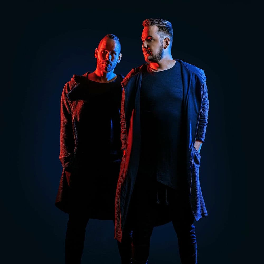 Divolly & Markward – Dance