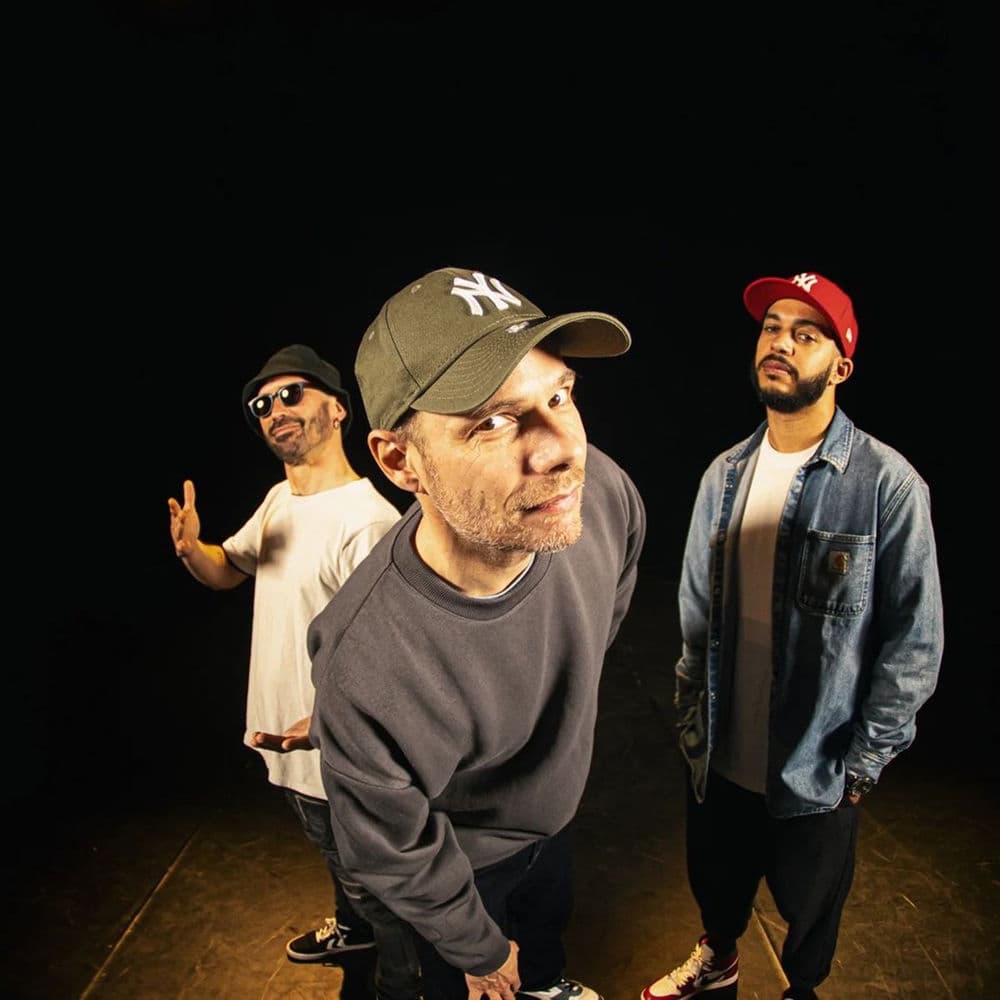 LES FRERES CASQUETTE – Kids