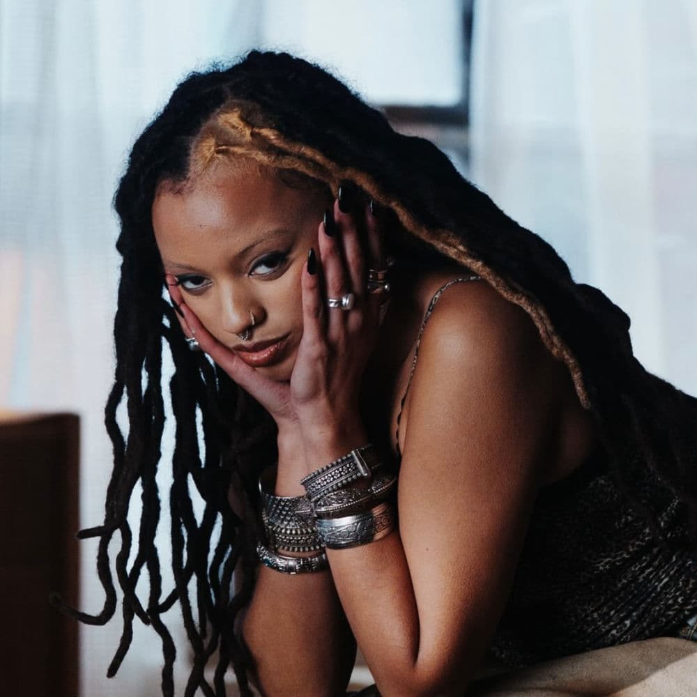 CAMILLE YEMBE – Dance-Pop