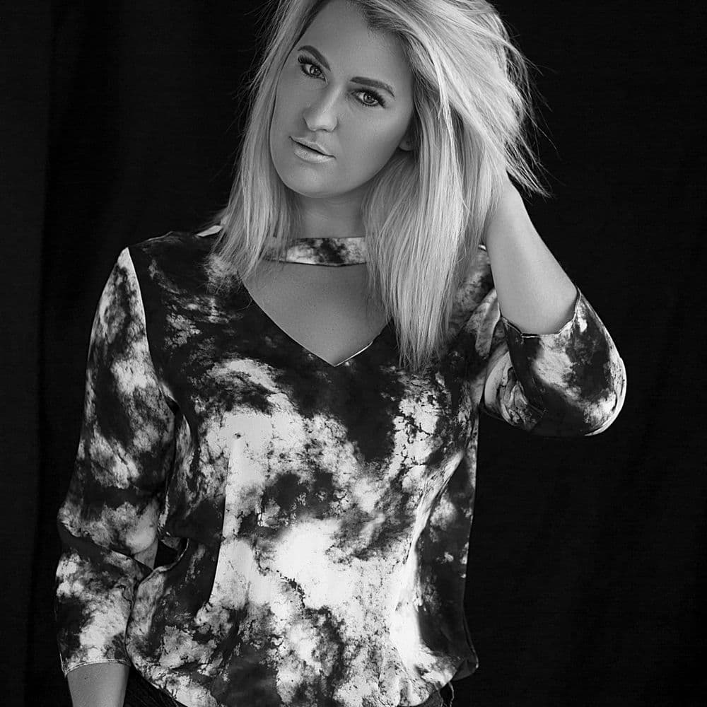 Victoria Rawlins – Electro