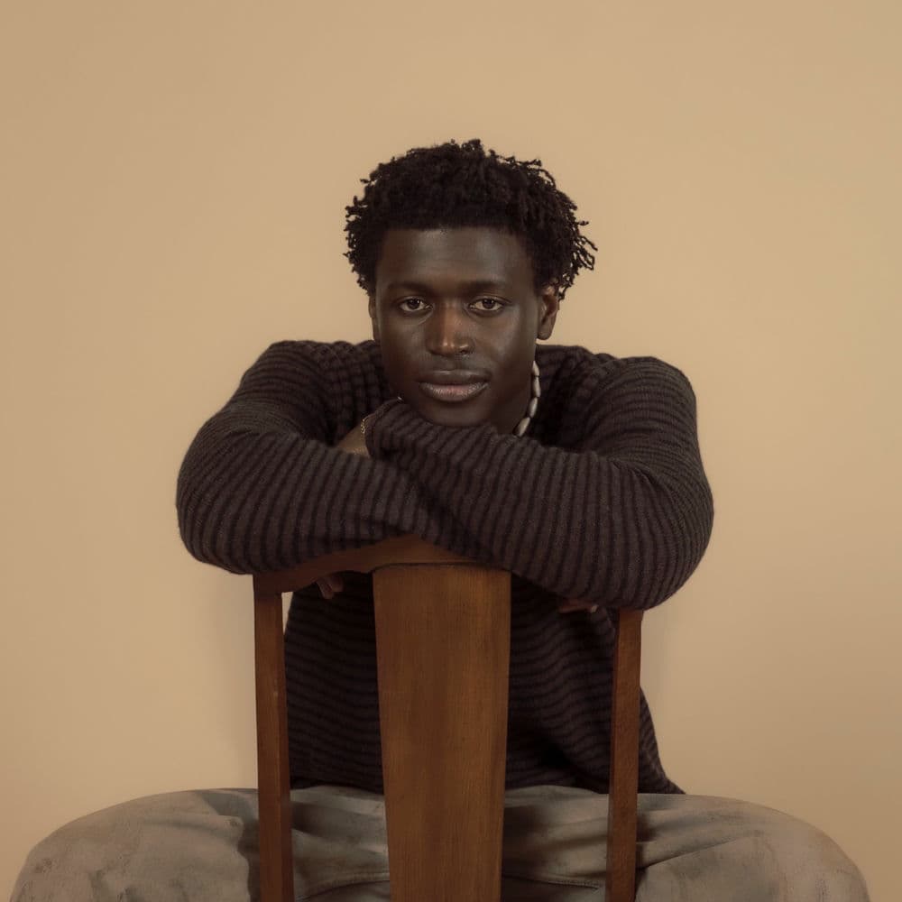 Mon Rovîa – Singer-Songwriter