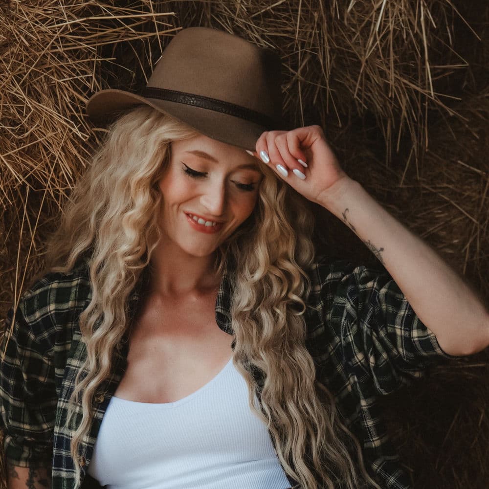 Janet Devlin – Pop
