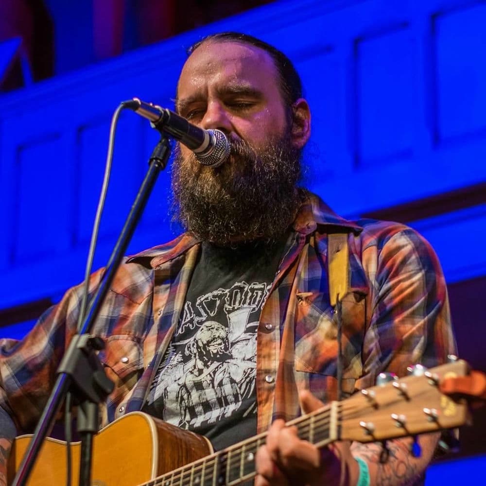 Arlo Mckinley – Country