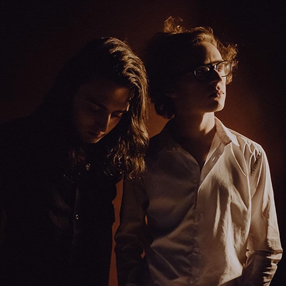 Sleeping Lion – Pop