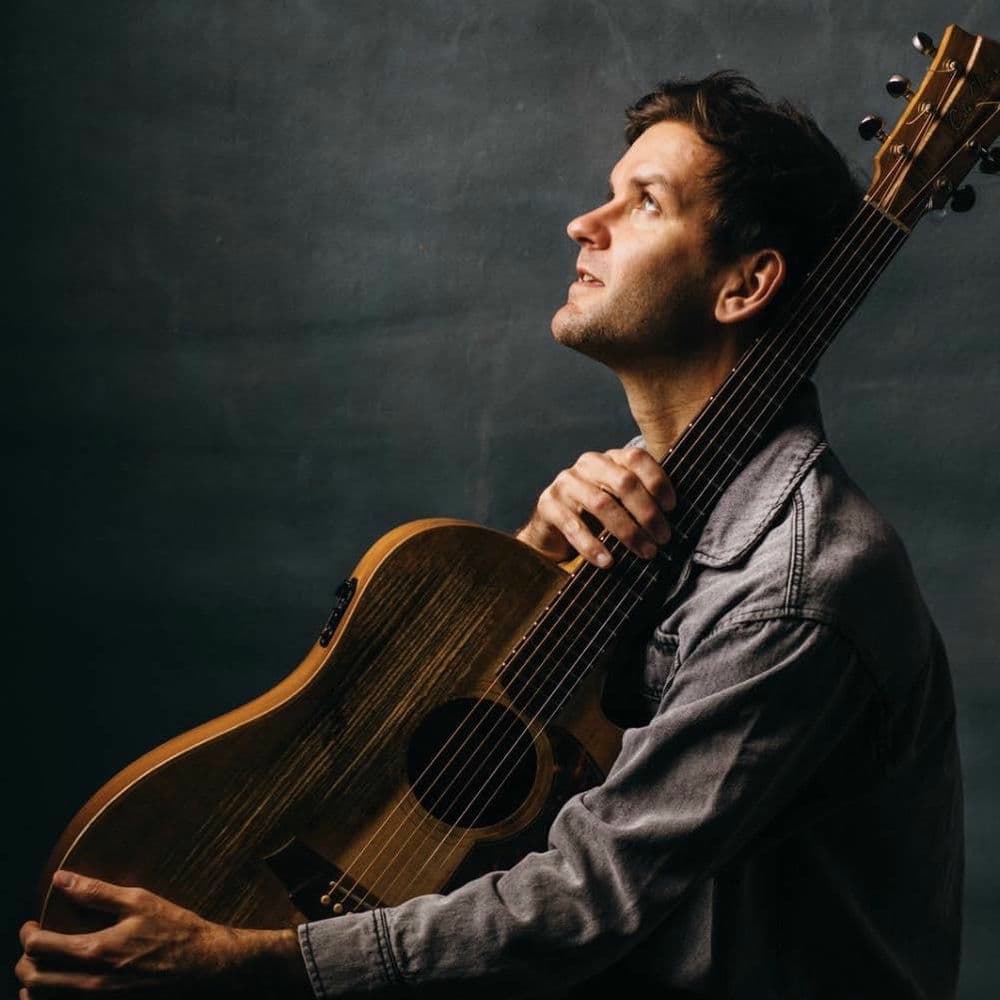 Daniel Champagne – Singer-Songwriter