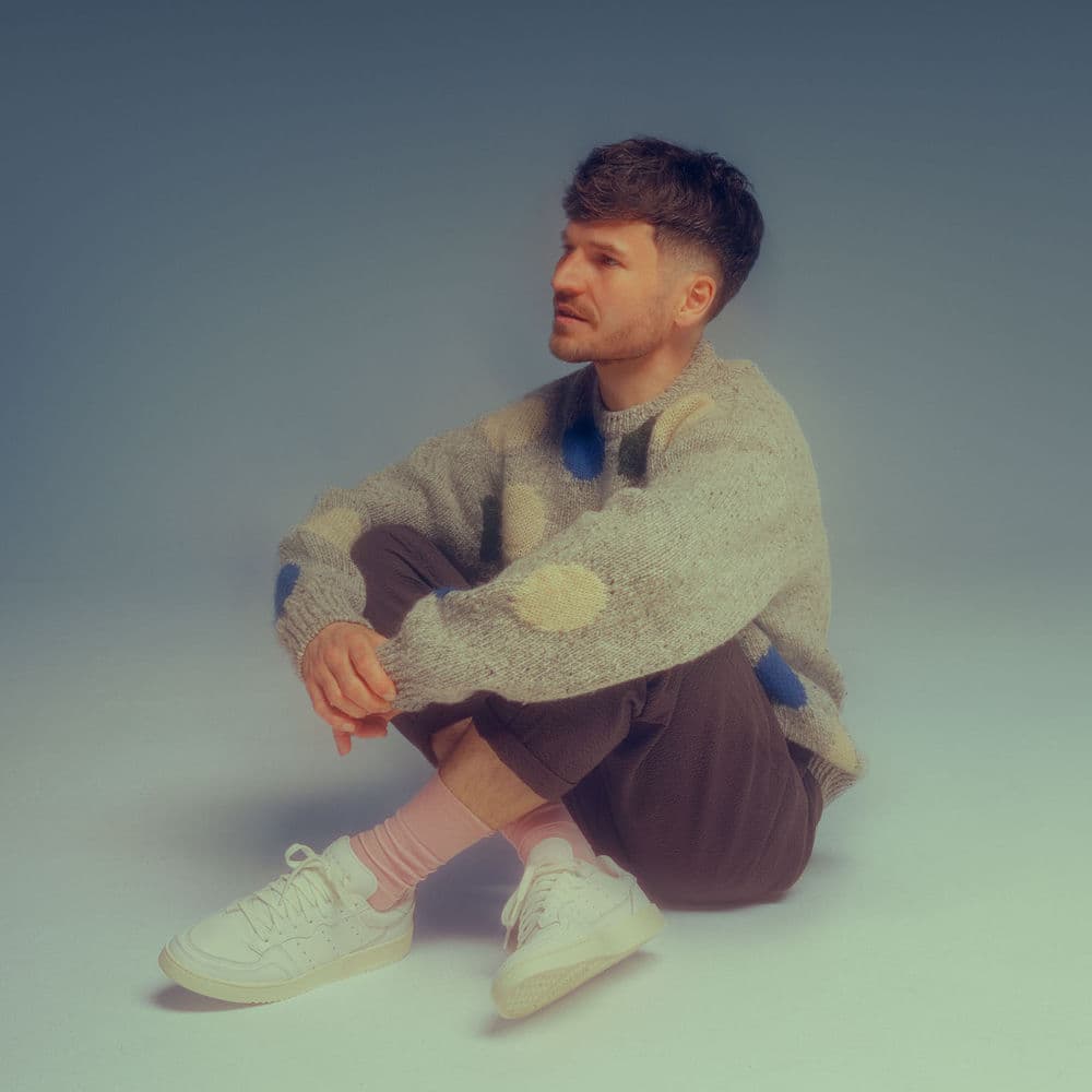 JAMES GRUNTZ – Singer-Songwriter