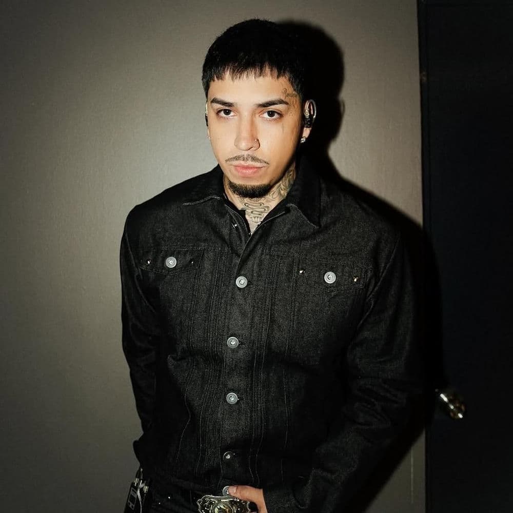 Young Cister – Latin