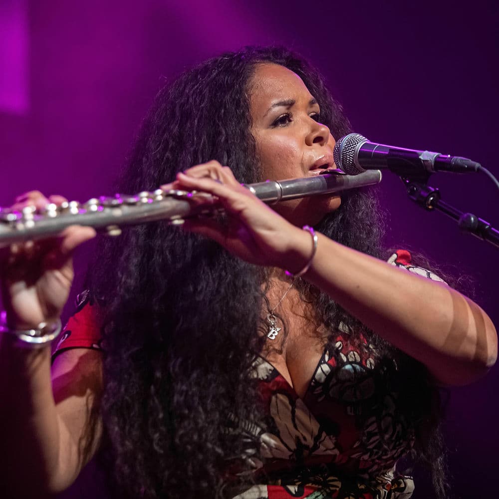 KYLA BROX – Rock