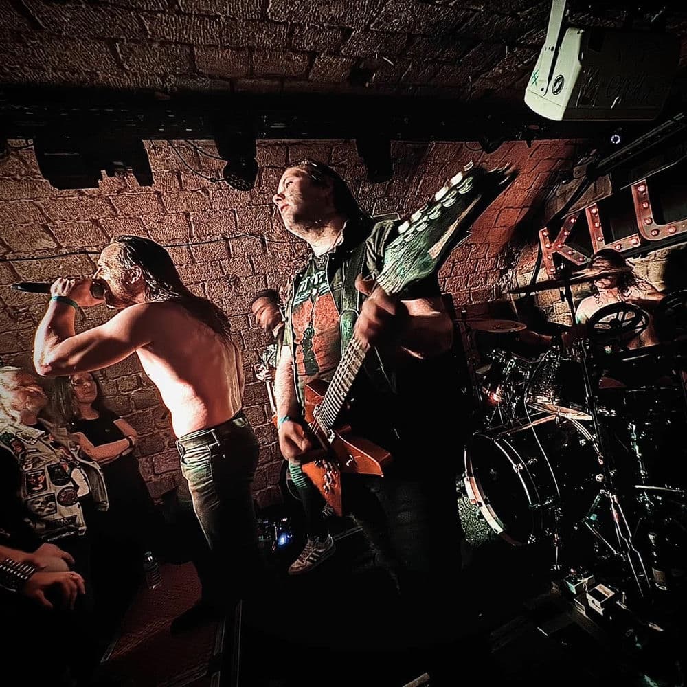 Riot City – Heavy Metal