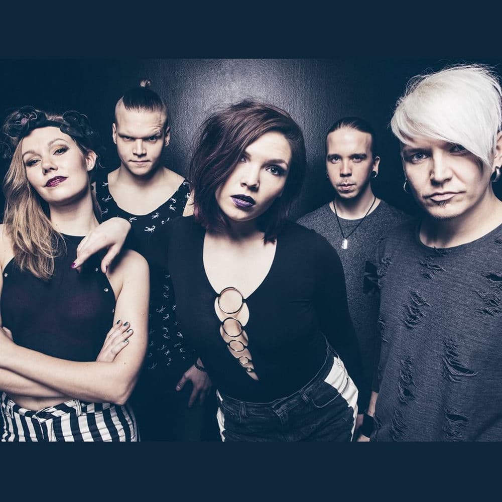 IKINÄ – Heavy Metal