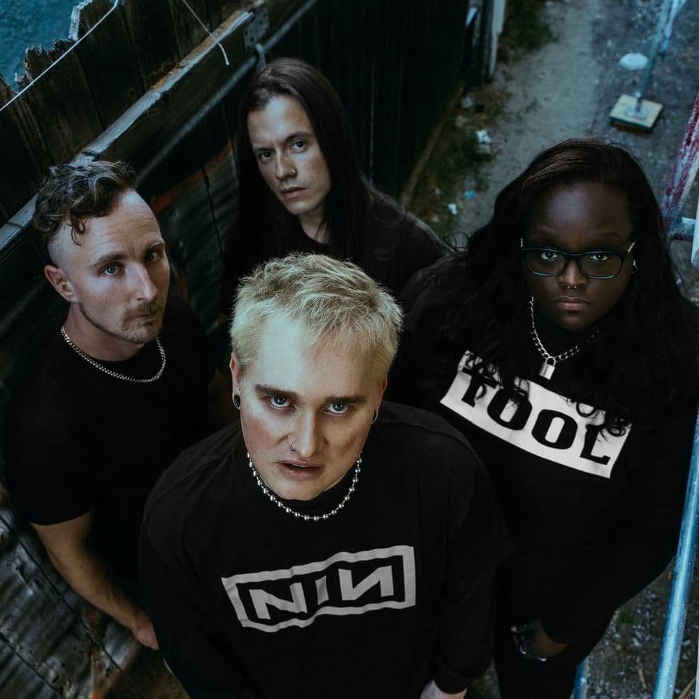 Tetrarch – Heavy Metal