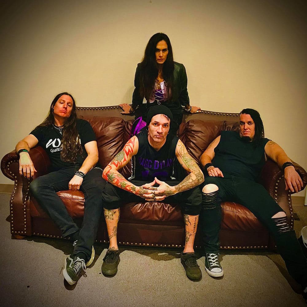 Magg Dylan – Heavy Metal