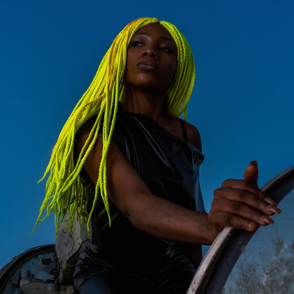 AUNTY RAYZOR – Electro
