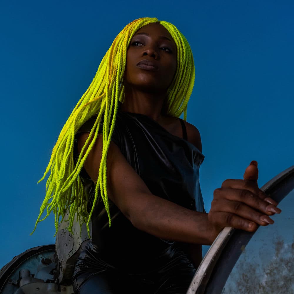 AUNTY RAYZOR – Dance