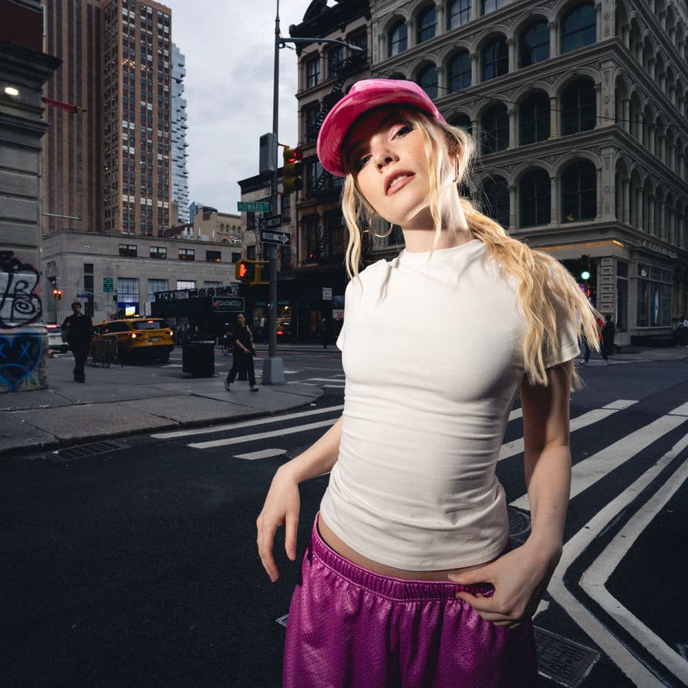 ESTHER GRAF β Pop