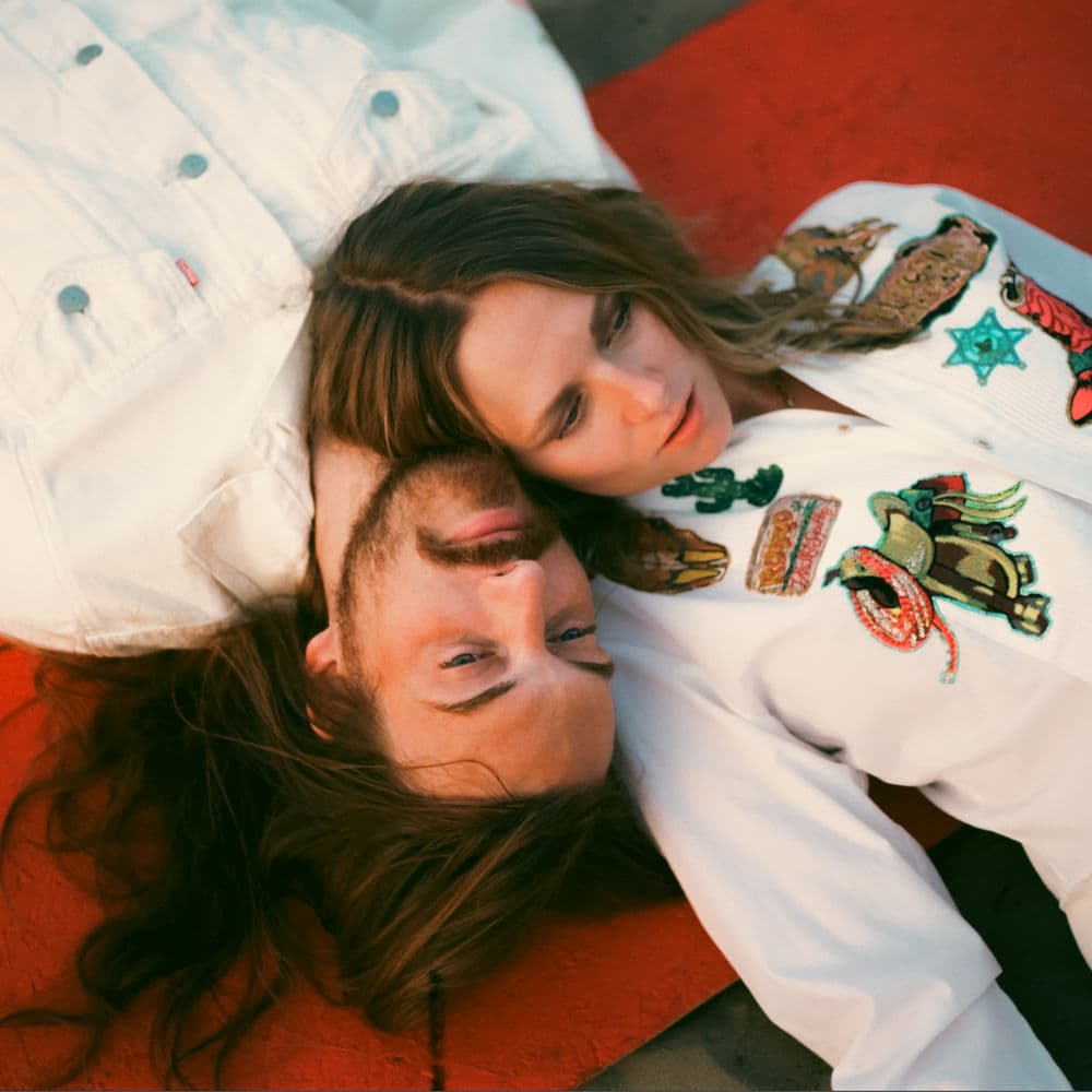 Wolf & Moon – Singer-Songwriter