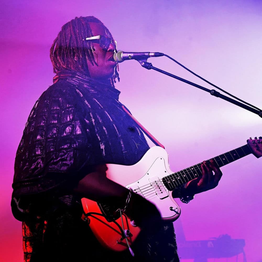 Dave Okumu – Alternative
