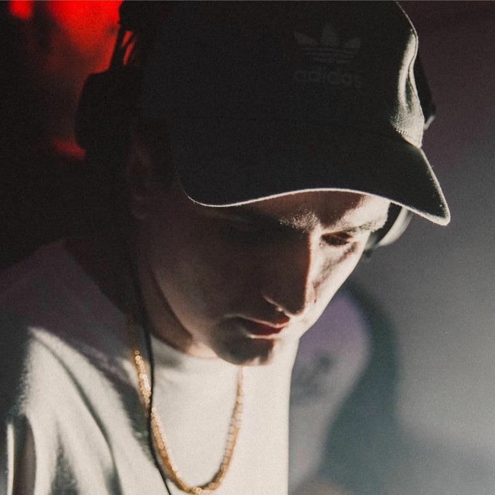 BEN HEMSLEY – Trance