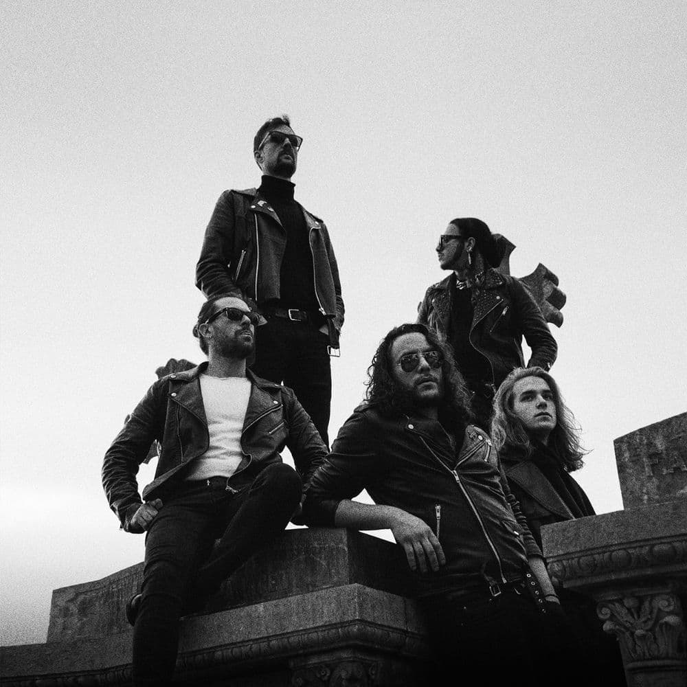 Dirty Black Summer – Rock
