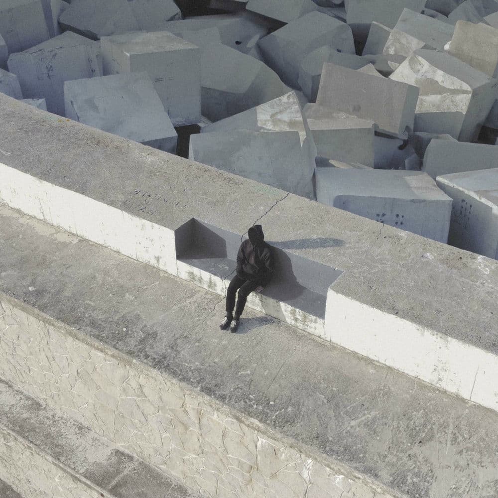 DENA – Hip-Hop