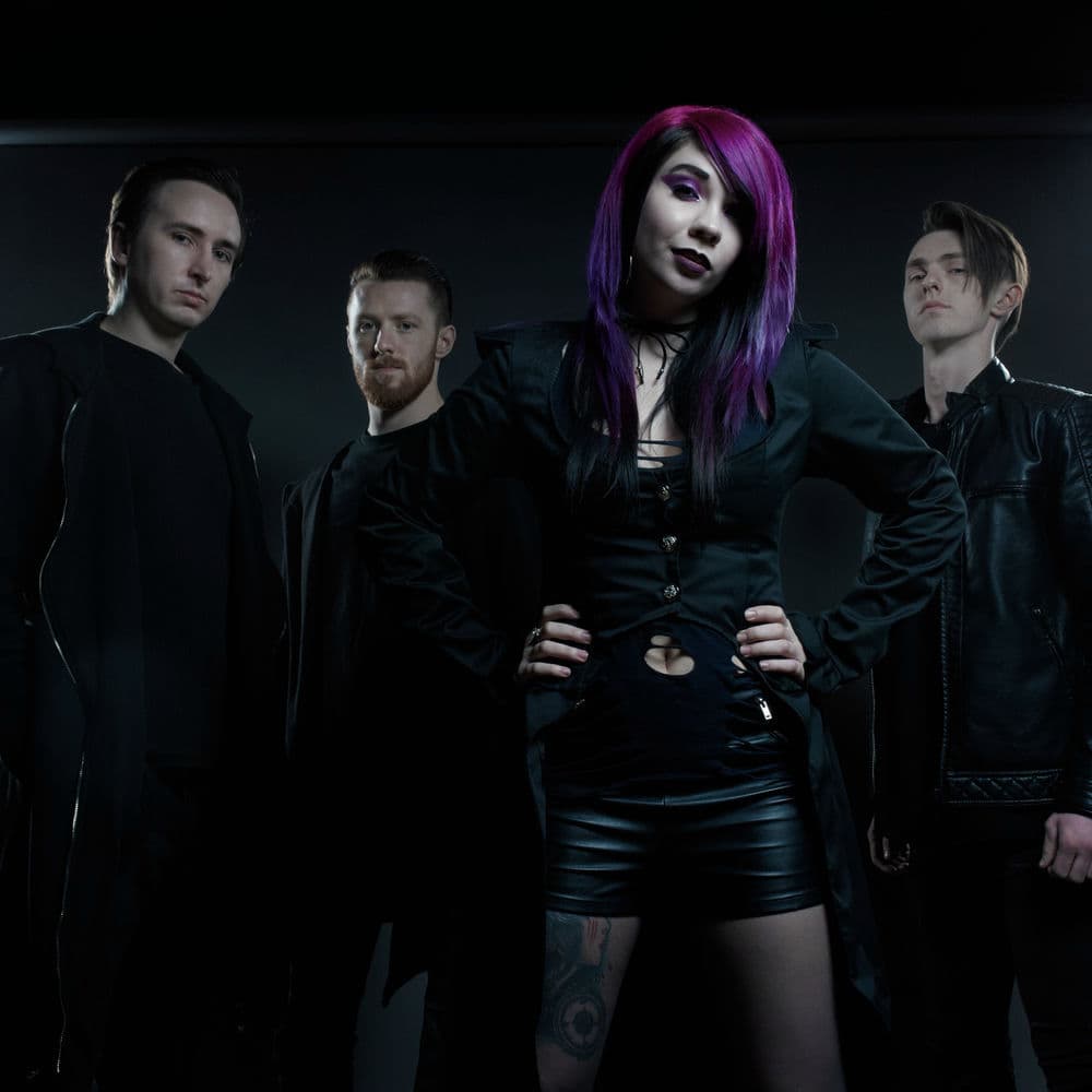 Skarlett Riot – Heavy Metal