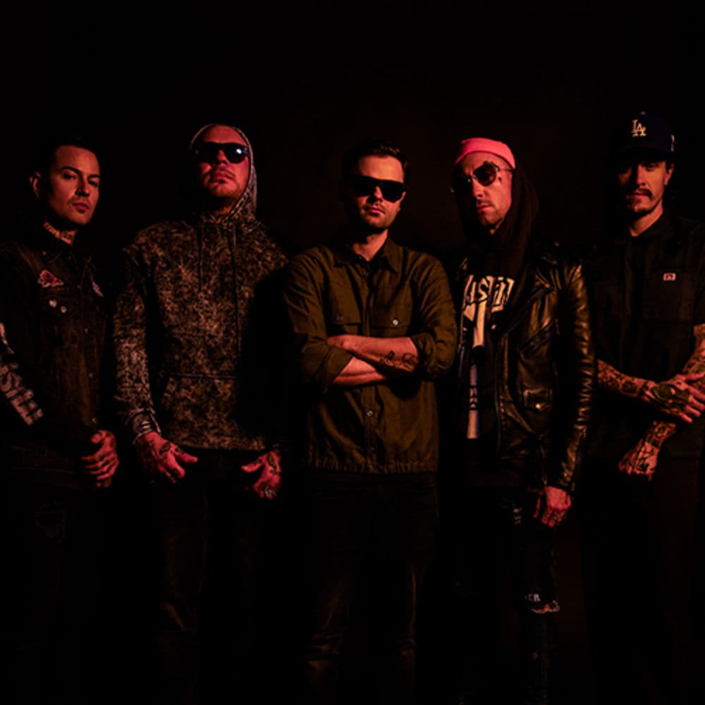 HOLLYWOOD UNDEAD – Rock