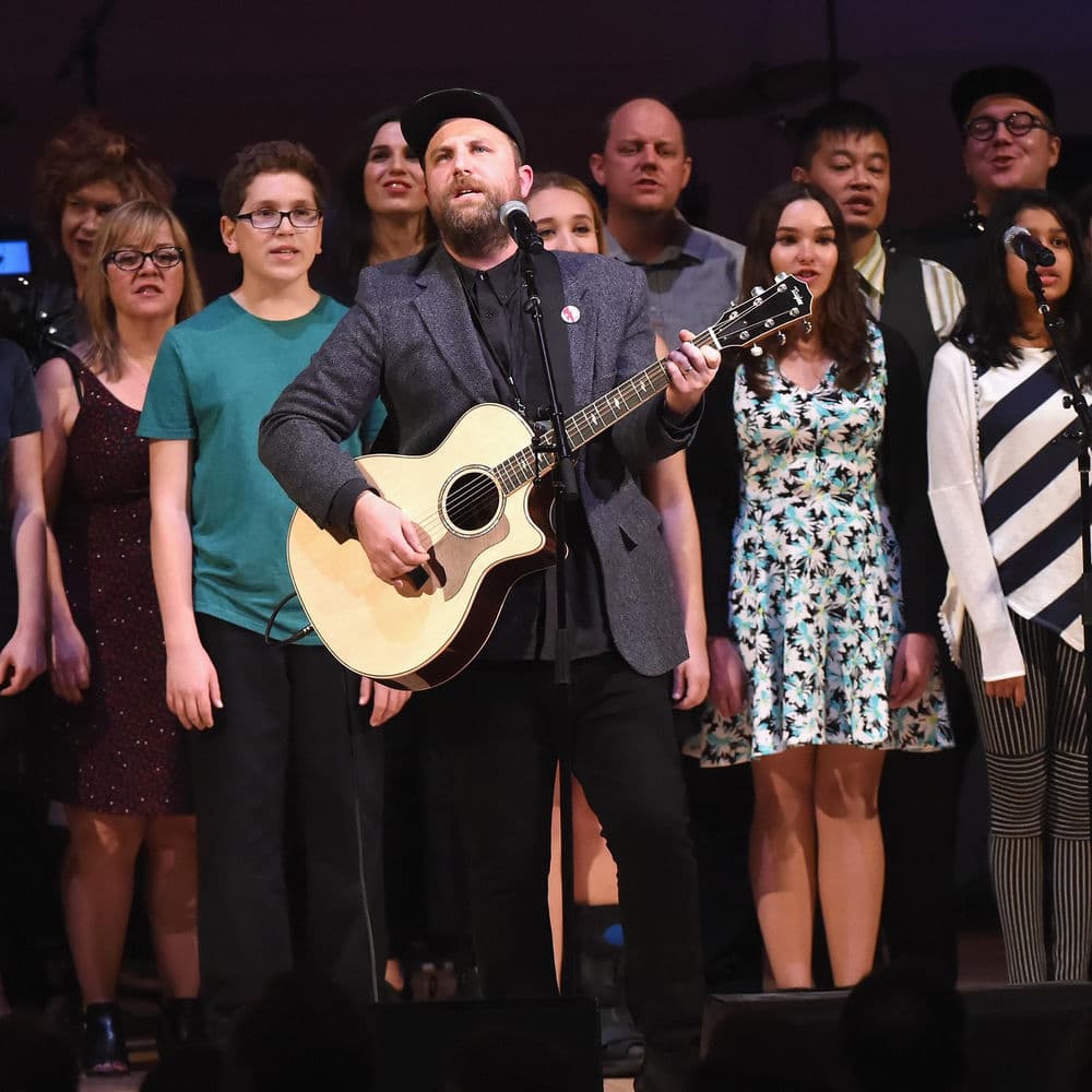 Choir! Choir! Choir! – Folk