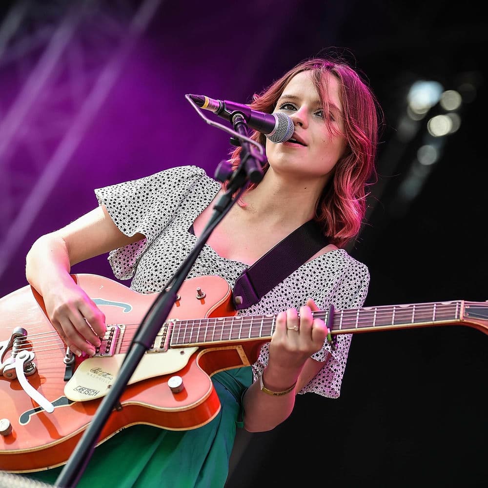 Gabrielle Aplin – Folk