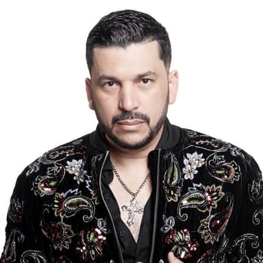 Luis Angel "El Flaco"