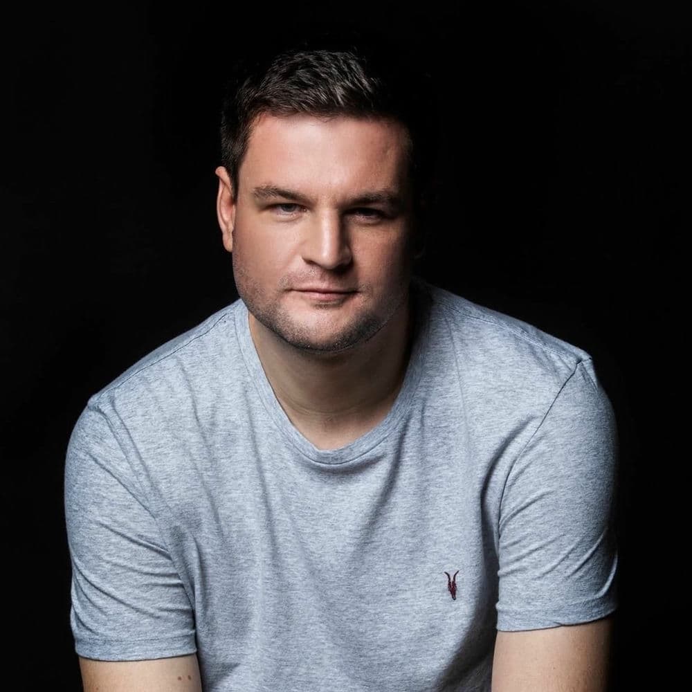 Grum – Dance
