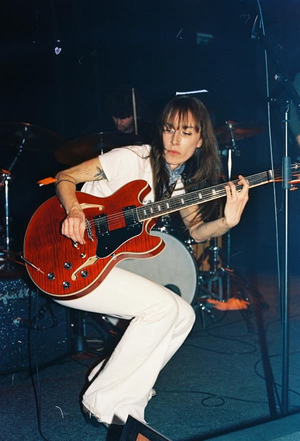 Christina Mantis – Rock