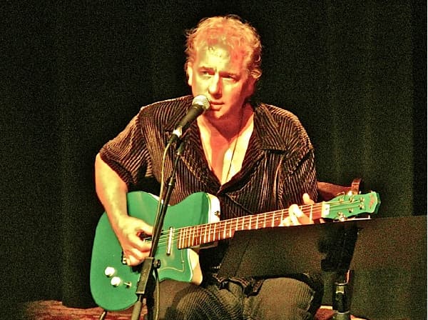 Rafe Van Hoy – Pop