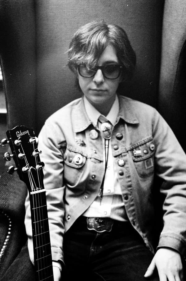 Bobby Dove – Country