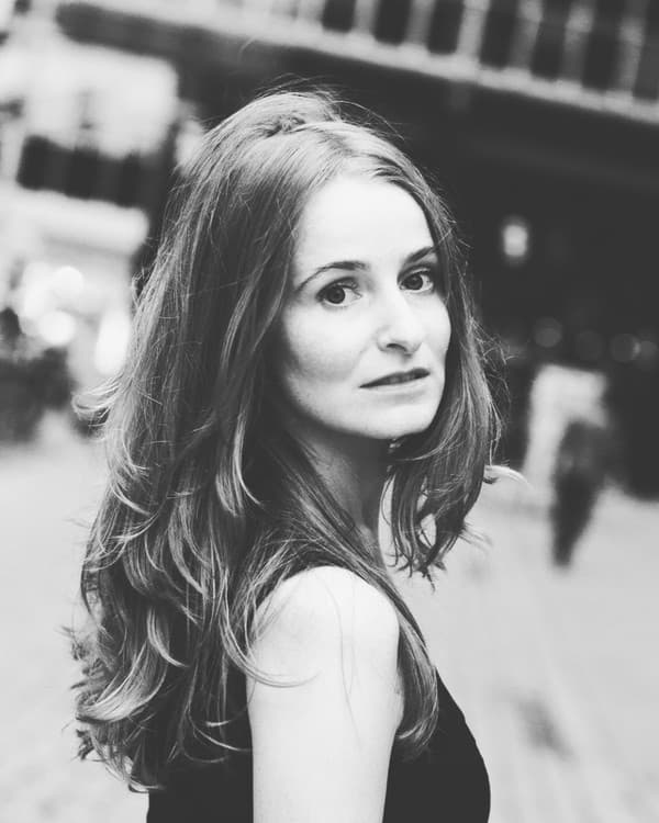 Mary Yuzovskaya – Electro