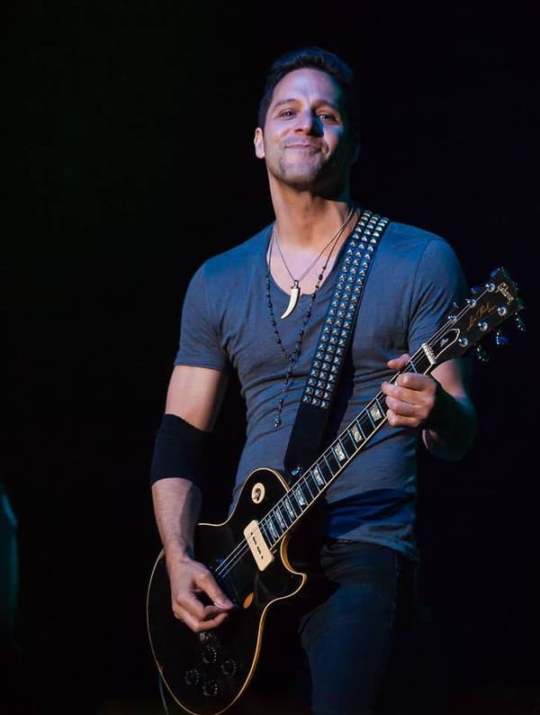 Robby Hoffman – Rock