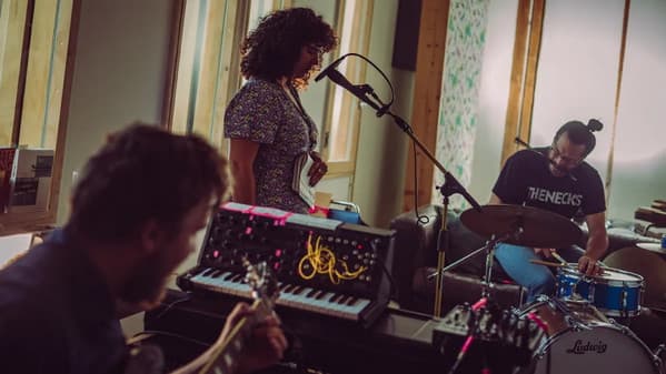 MERAL POLAT TRIO – Pop