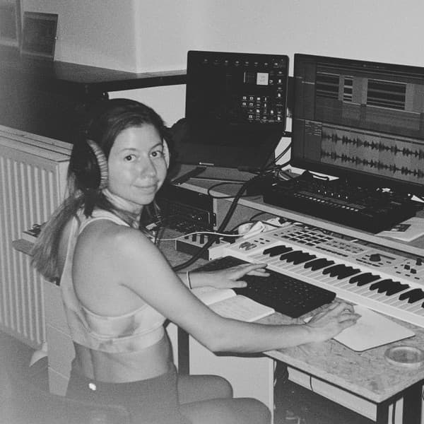 Dana Kuehr – Electro