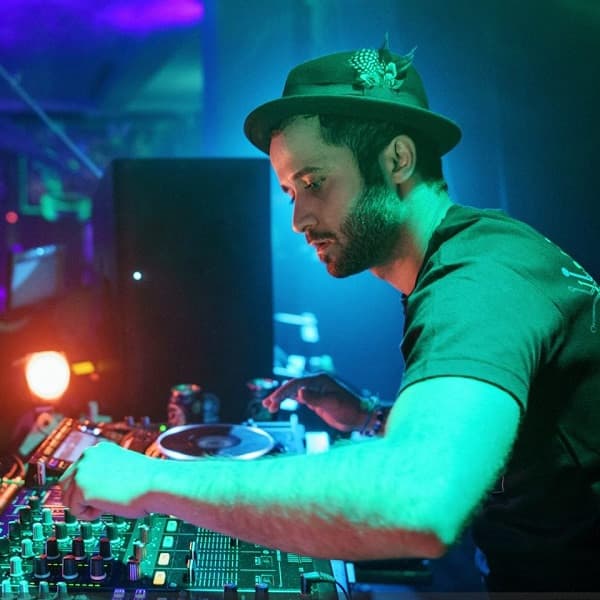 SKYVIBES – Electro