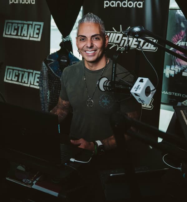 Jose Mangin – Rock