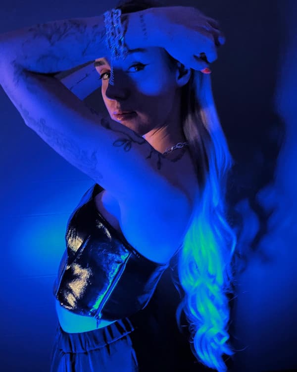 Aenna Caelum – Electro