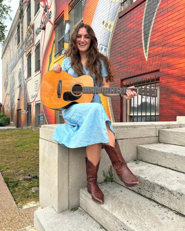 Chloe Kimes – Folk