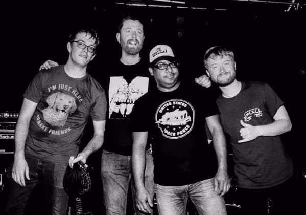 Shrug Dealer – Rock