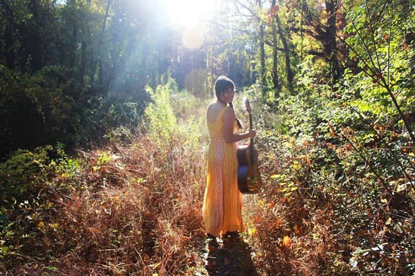 Laura Boswell – Folk, World, & Country