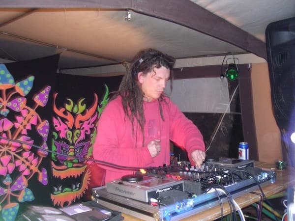 Liquid Ross – Electro
